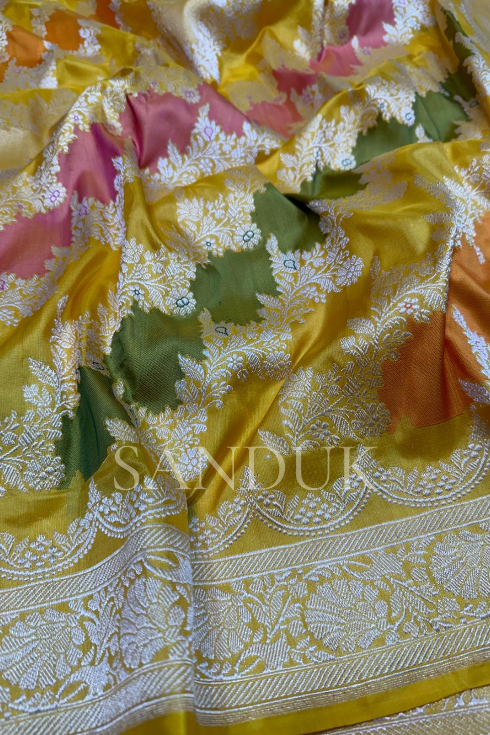 Yellow Rangkaat Jangla Saree
