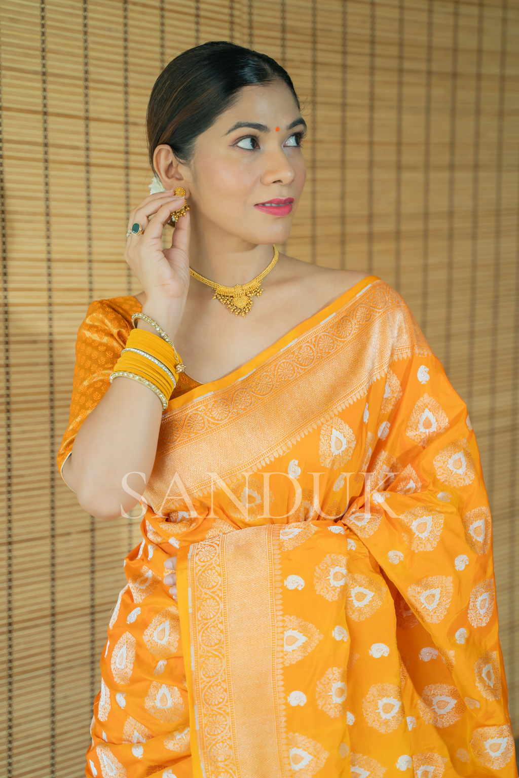 Vainika (Saree)