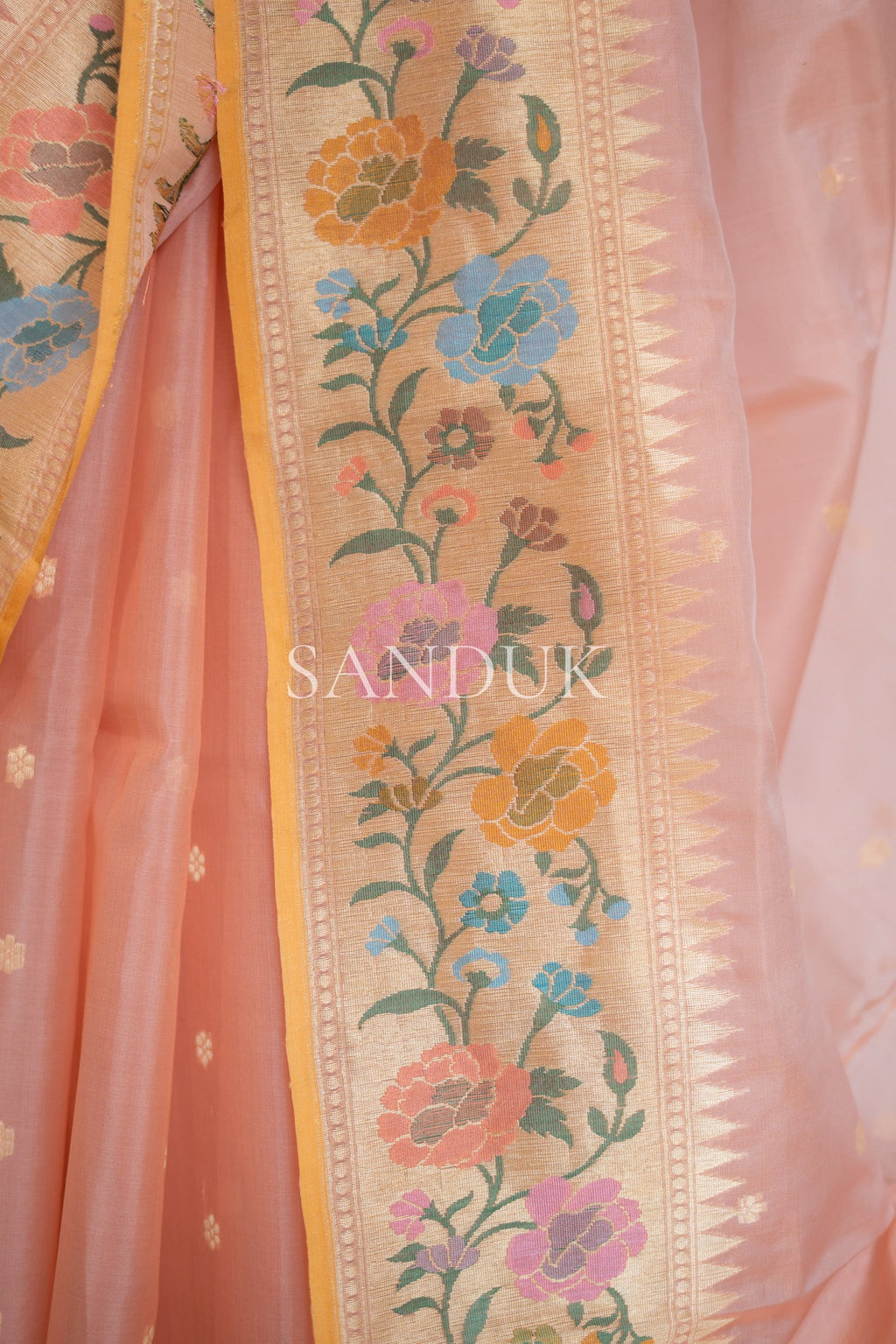Varnika (Saree)