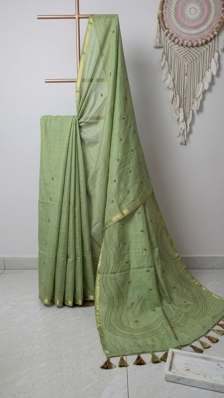 Elegant Sage Green Pure Cotton Saree with Scalloped Embroidered Pallu