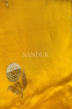 Flower motif Saree