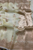 Suryamukhi Brush Dye (Saree)